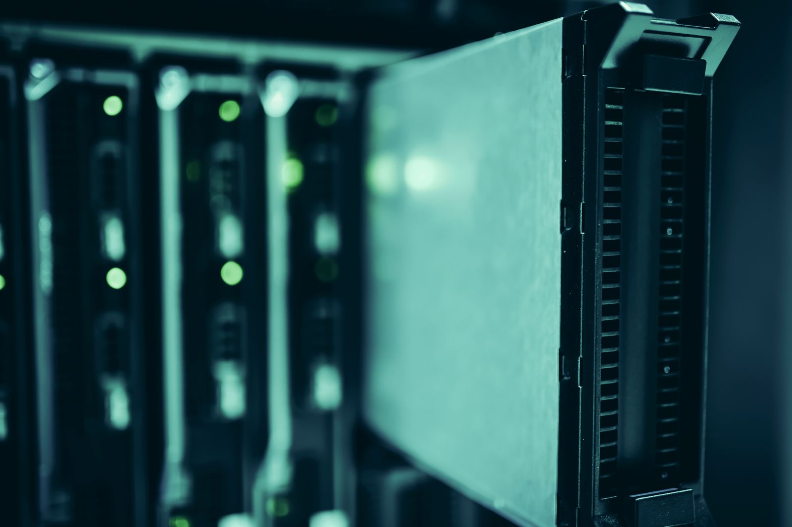 225 datacenters para 110 instituições federais: o TCU mediu o preço de cada área guardar os próprios dados